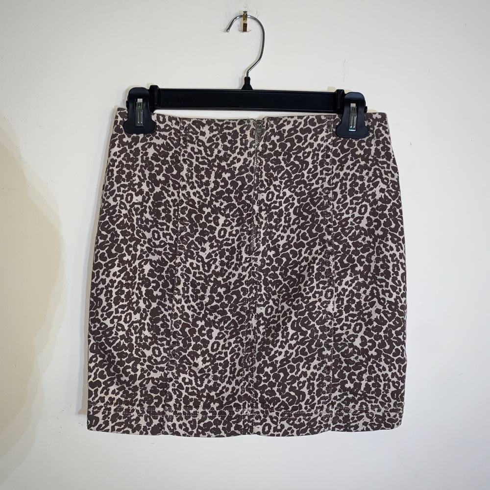 CHEETAH PRINT SKIRT